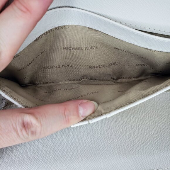 MICHAEL Michael Kors Jet Set Checkbook Wallet - White MK Logo Leather - Picture 16 of 17